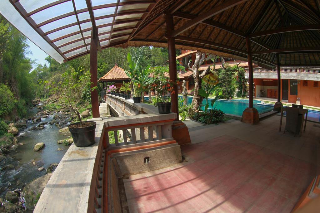 Ubud Hotel And Villas Malang Exterior photo
